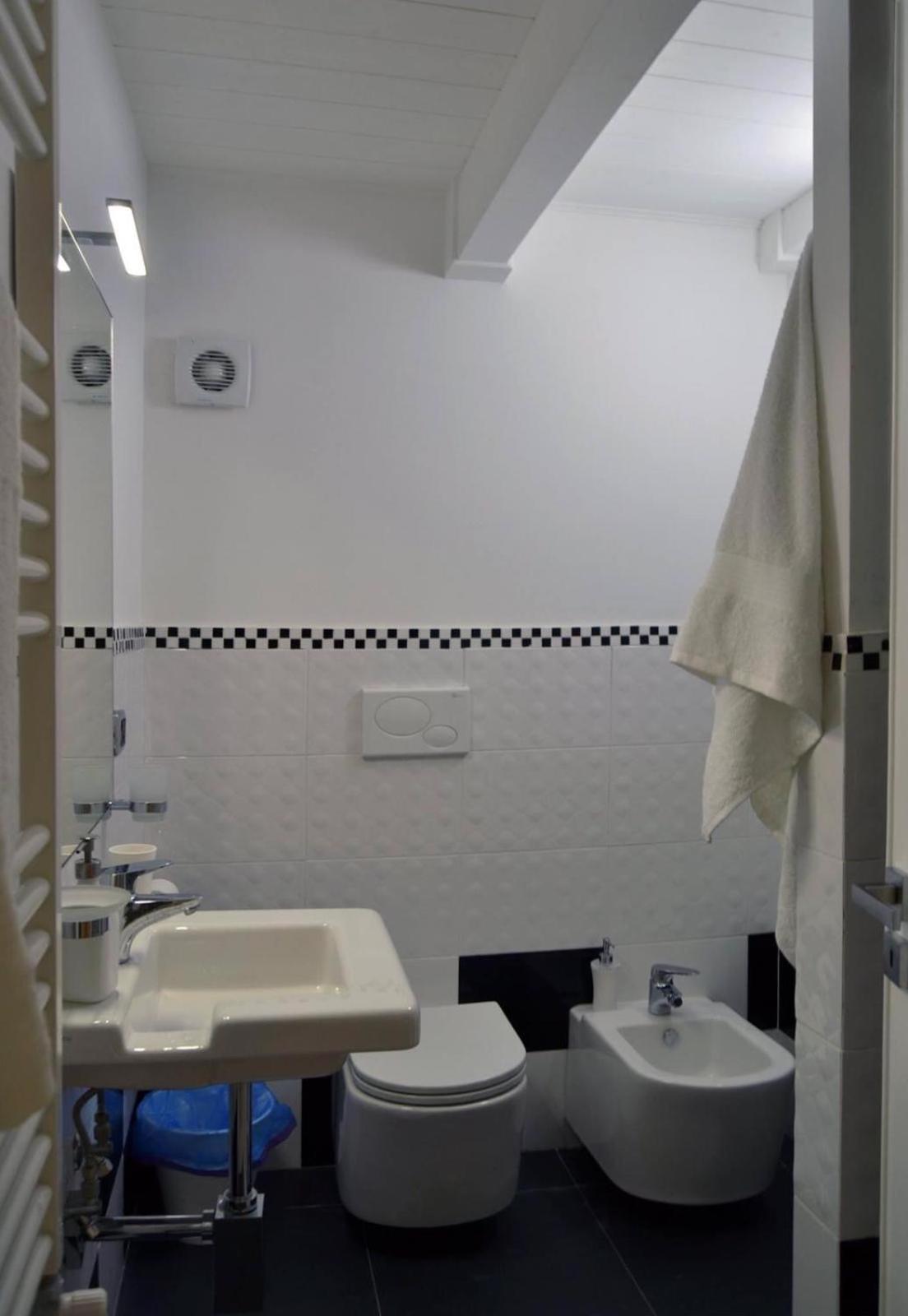 Napoli Centro, Dm Luxury Apartments 外观 照片